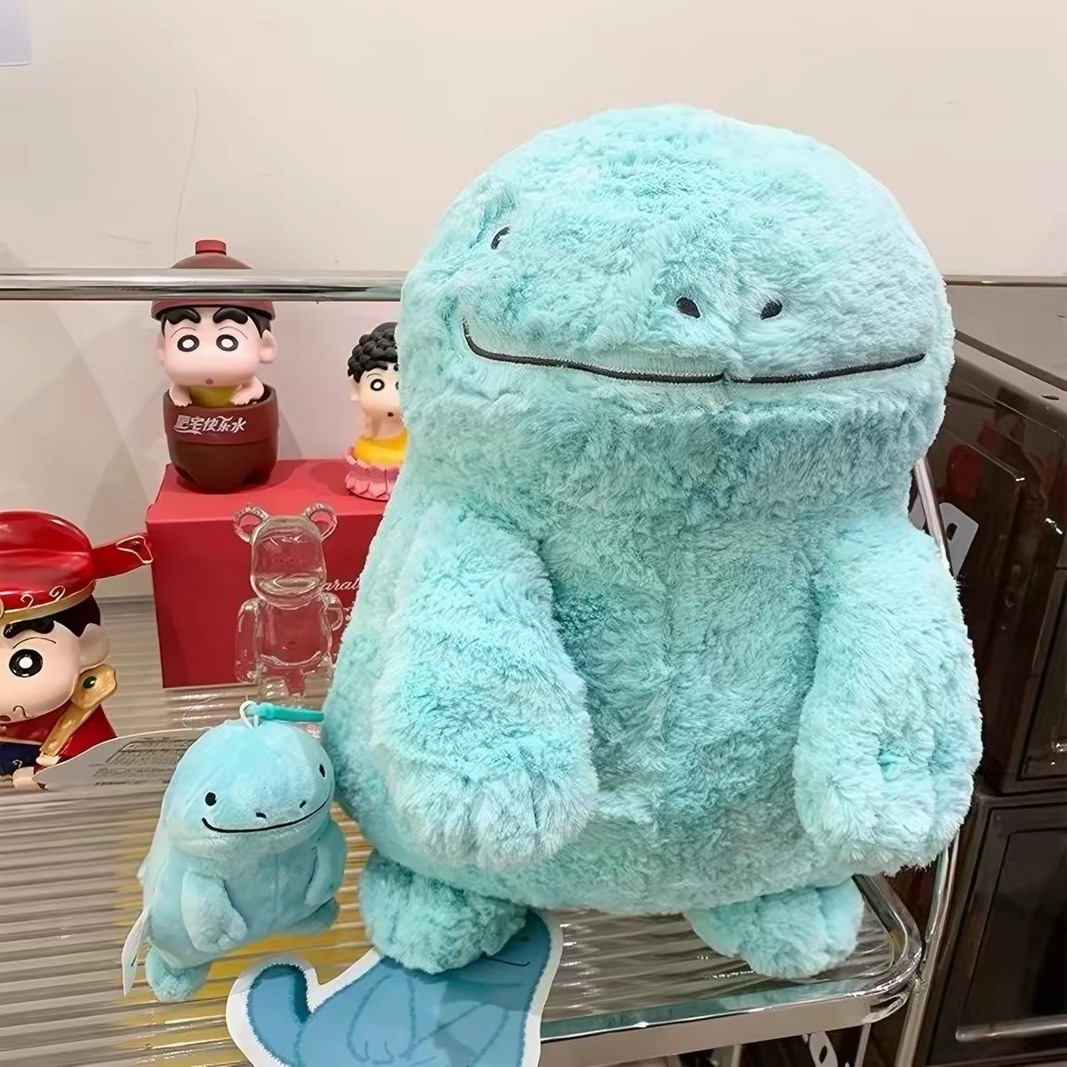 Light‑Blue Chubby Amphibian Character Plush Toy, Super Soft Fluffy Stuffed Animal Doll, Cute Cartoon Plush for Sofa Bedroom Decor, Collectible Gift for Fans